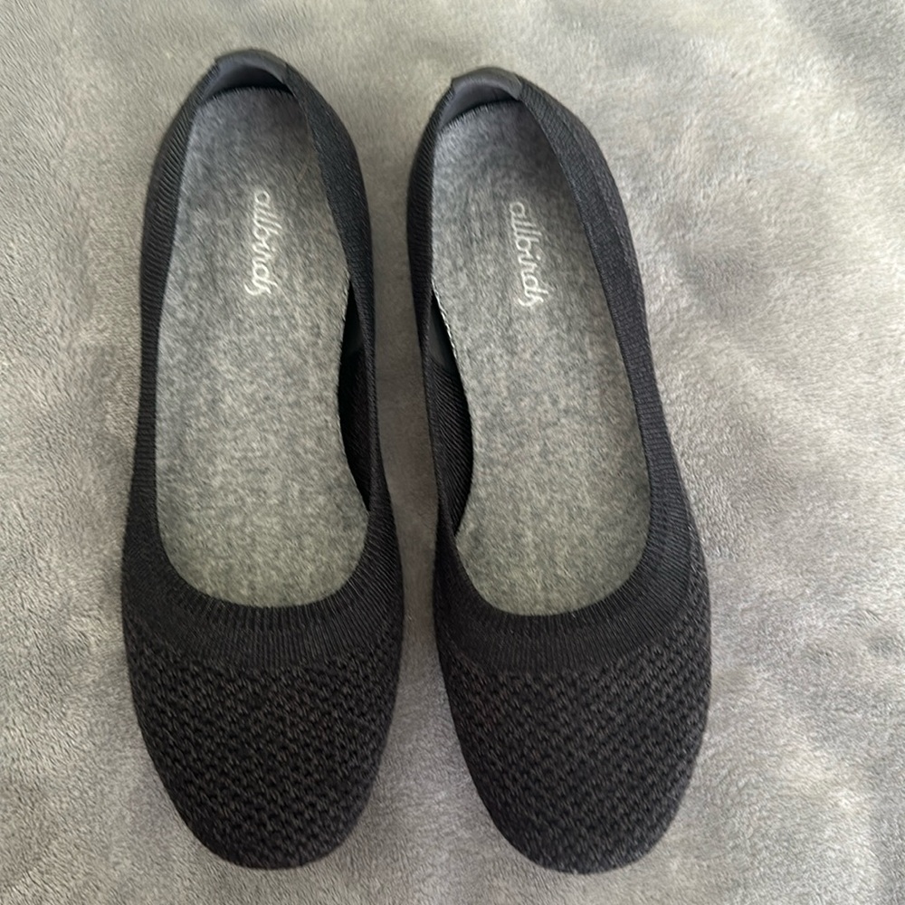 Allbirds Tree Breezers in black, size 7